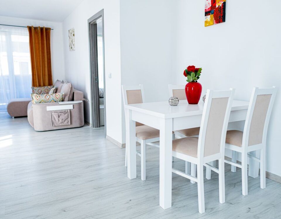 apartament decomadat sau semi decomandat